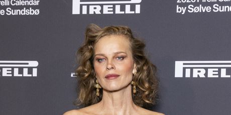 Eva Herzigova - 1
