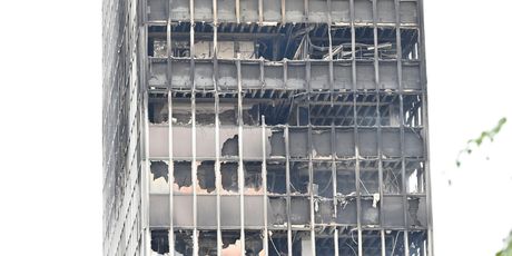 Gašenje neobodera Vjesnika još traje - 1