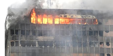 Gašenje neobodera Vjesnika još traje - 2