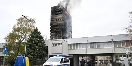 Gašenje neobodera Vjesnika još traje - 3