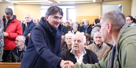 Zlatko Dalić u Škabrnji - 3