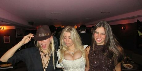 Clementine Vaughn - 4