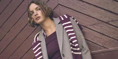 Karirani kaput iz Stradivariusa