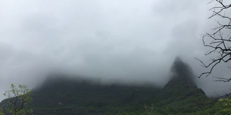 Obrnuti vodopad Naneghat, Indija - 4