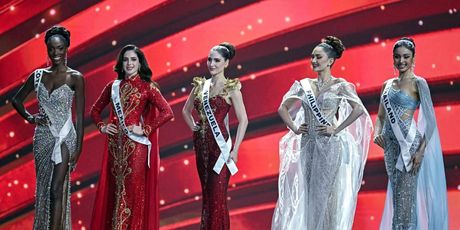 Miss Universe top 5