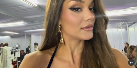 Laura Gnjatović - 1