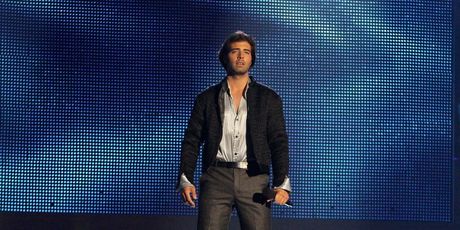 Jencarlos Canela - 5