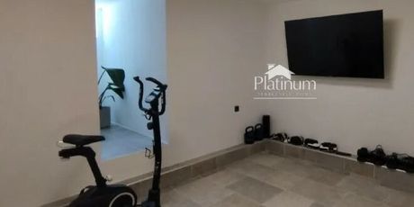 Austrougarska vila u Puli - 6