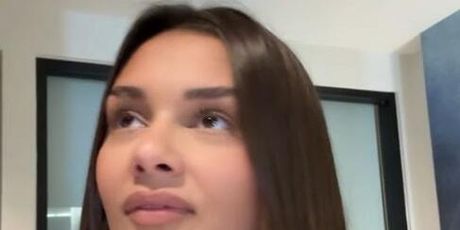 Laura Gnjatović - 5