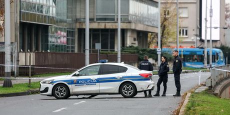 Započeo je očevid nebodera Vjesnik - 3