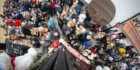 Minglanje v klanjcu - 14