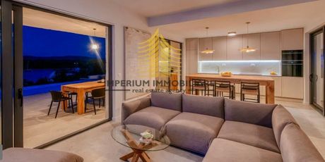 Kuća koja spaja mediteranski duh i suvremenu udobnost - 2