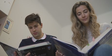 Studenti blizanci Luciana i Andro - 4