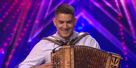 Gašper, Supertalent