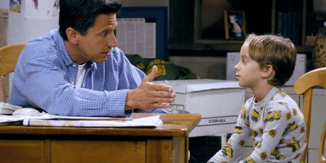 Serija ''Svi vole Raymonda''