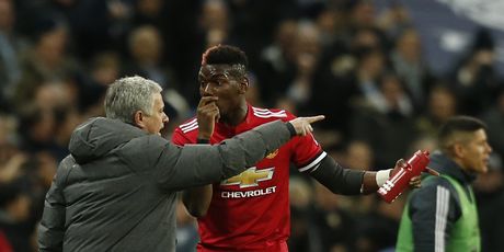 Paul Pogba i Jose Mourinho (Foto: AFP)