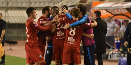 Slavlje igrača Osijeka (Photo: Hrvoje Jelavic/PIXSELL)