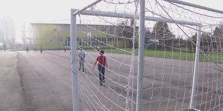 Igralište osnovne škole u Sikirevcima (Foto: Dnevnik.hr)