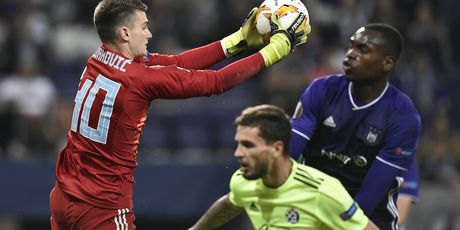 Dominik Livaković i Landry Dimata (Foto: AFP)