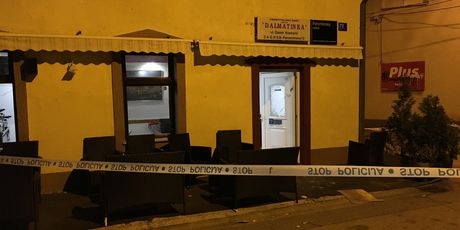 Mjesto napada na kafić pored NSB-a (Foto: Dnevnik.hr) - 1