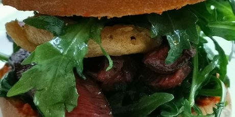 Huawei Mate 20 Pro - fotografija (Foto: Zimo)