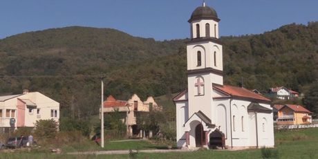 Bespravno izgrađena crkva u dvorištu Fate Orlić (Foto: Dnevnik.hr) - 2