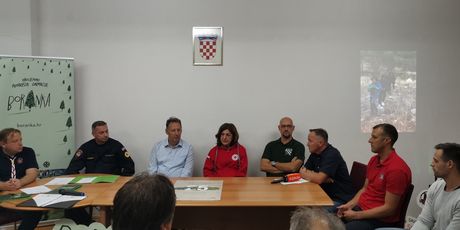 Boranka i tisuće volontera pošumljavaju Dalmaciju (Foto: Boranka) - 3