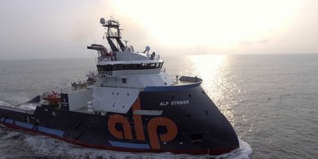 Brod Alp Striker koji traga za nestalim pomorcima (Foto: screenshot YouTube)