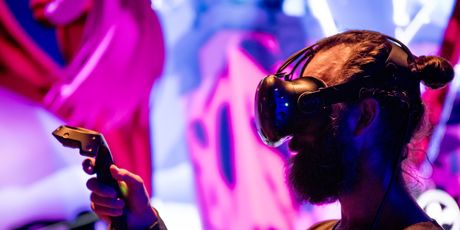 Demonstracija virtualne stvarnosti na OIW