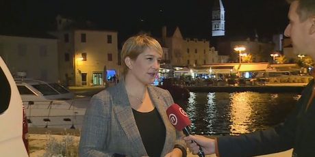 Ivana Marković i Ivan Kaštelan o smeću na Braču (Foto: Dnevnik.hr)