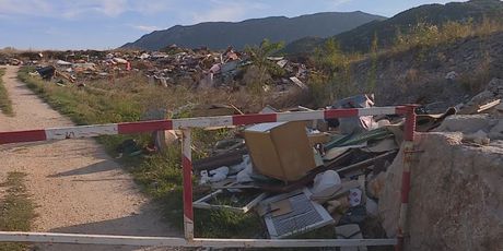 Odlagalište otpada iz Vrgorca (Foto: Dnevnik.hr) - 3