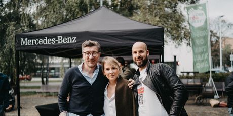 Sara i Toni Vrsalović s Tihomirom Smoljancem