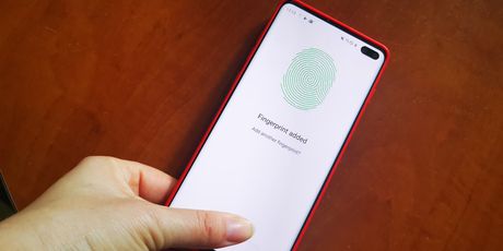 Samsung Galaxy S10+, otisak prsta