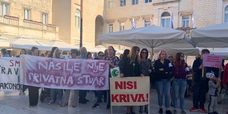 Prosvjed Pravda za djevojčice u Zadru (Foto: Dnevnik.hr) - 1