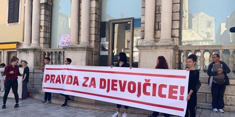 Prosvjed Pravda za djevojčice u Zadru (Foto: Dnevnik.hr) - 2