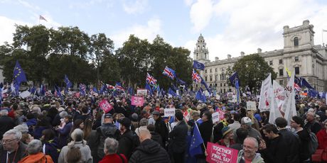 Prosvjed u Londonu protiv Brexita (Foto: AFP)