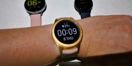 Samsung Galaxy Watch i Samsung Galaxy Watch Active 2
