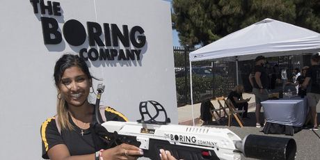 Bacač plamena (Foto: AFP)