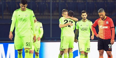Olmo slavi gol protiv Šahtara (Foto: AFP)