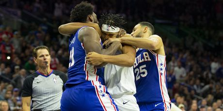 Joel Embiid i Karl-Anthony Towns (Foto: AFP)