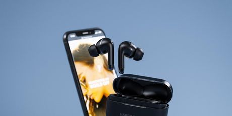 Happy Plugs - 5