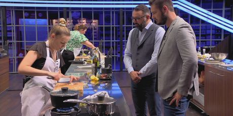 Dvadeset i prva emisija showa MasterChef - 9