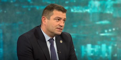 Dejan Dretar, voditelj Službe organiziranog kriminaliteta PNUSKOK-a i Domagoj Mikić - 1