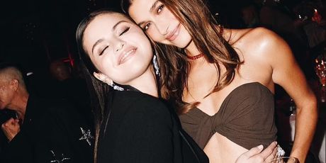 Selena Gomez i Hailey Bieber - 1