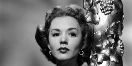 Piper Laurie - 4