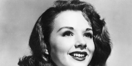 Piper Laurie - 12