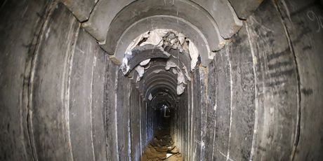 Tuneli ispod Gaze - 3