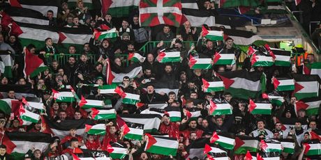 Palestinske zastavi na utakmici Lige prvaka