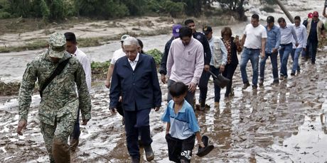 Meksikanci odlaze nakon Uragana