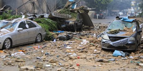 Razrušene ulice Bejruta jutro nakon kopnene invazije izraelske vojske - 1